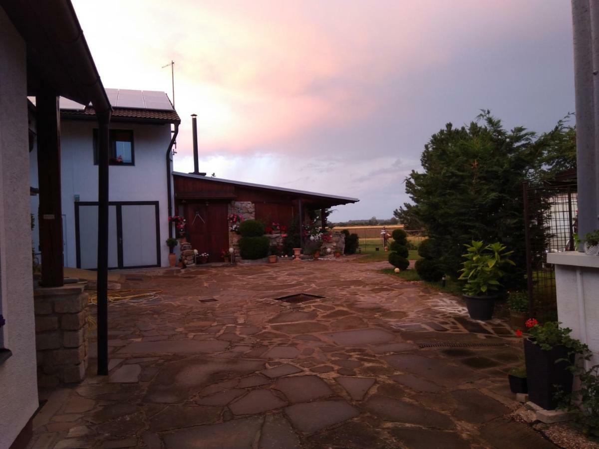 Pension Family Club Libisany ภายนอก รูปภาพ